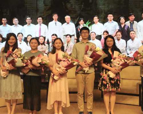 40岁备孕全面指南：健康生活、检查与技术、心理准备