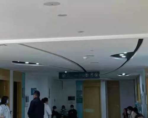 囊胚移植后尿频但尿量少，囊胚移植后多久开始尿频？